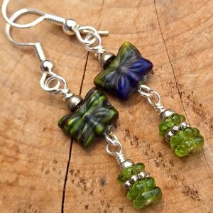 Butterfly Czech Beaded Silver Plated Earrings, NEW Handmade Peridot